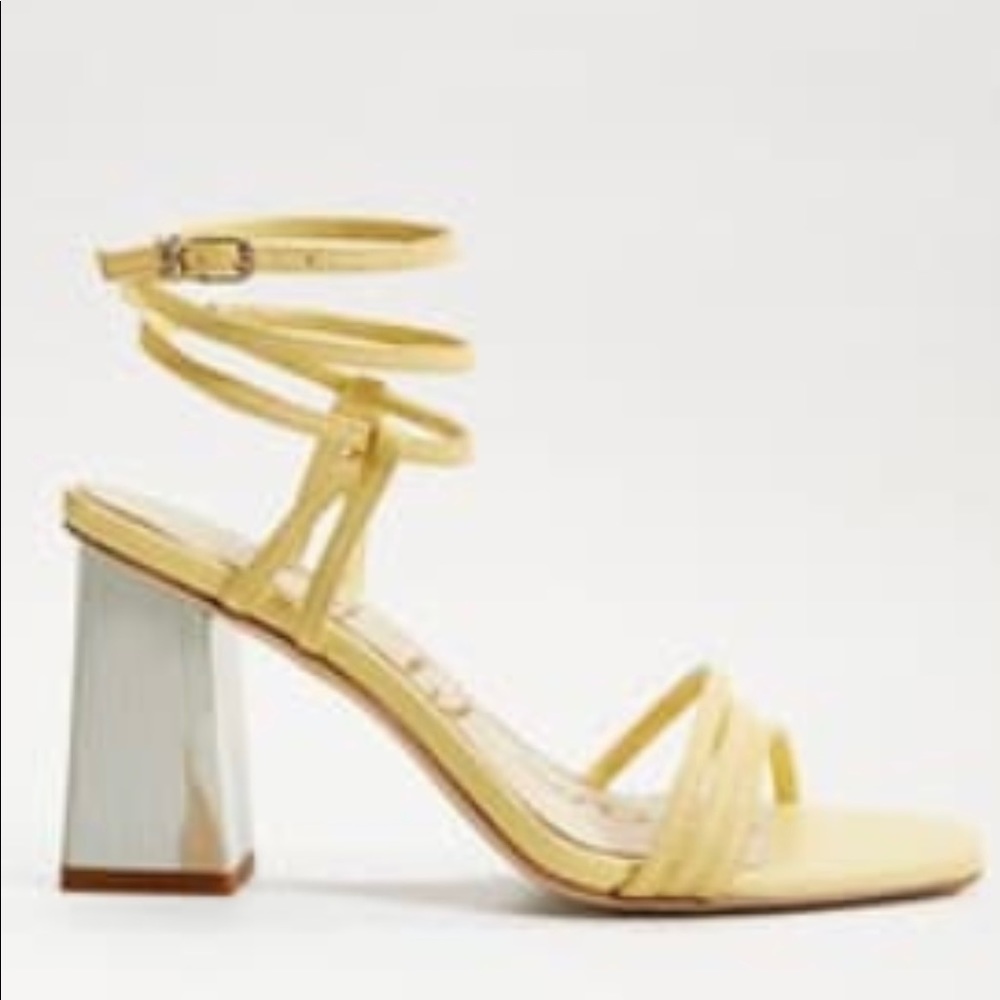 Sam Edelman Block Heel HoneyDew leather strap Sandal.